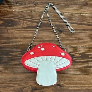 Fashion Mushroom Purse w/ chain